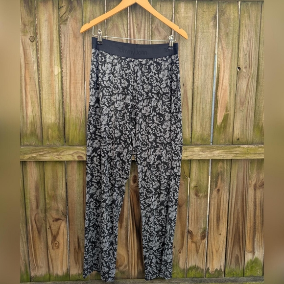 2024 Tommy John Black & Gray Floral Second Skin Sleep Pants with Pockets - Picture 1 of 6